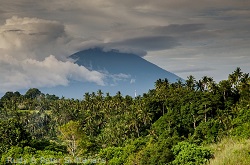 Costa-Rica-Vulkan Rudy-and-Peter-Skittarians-pix